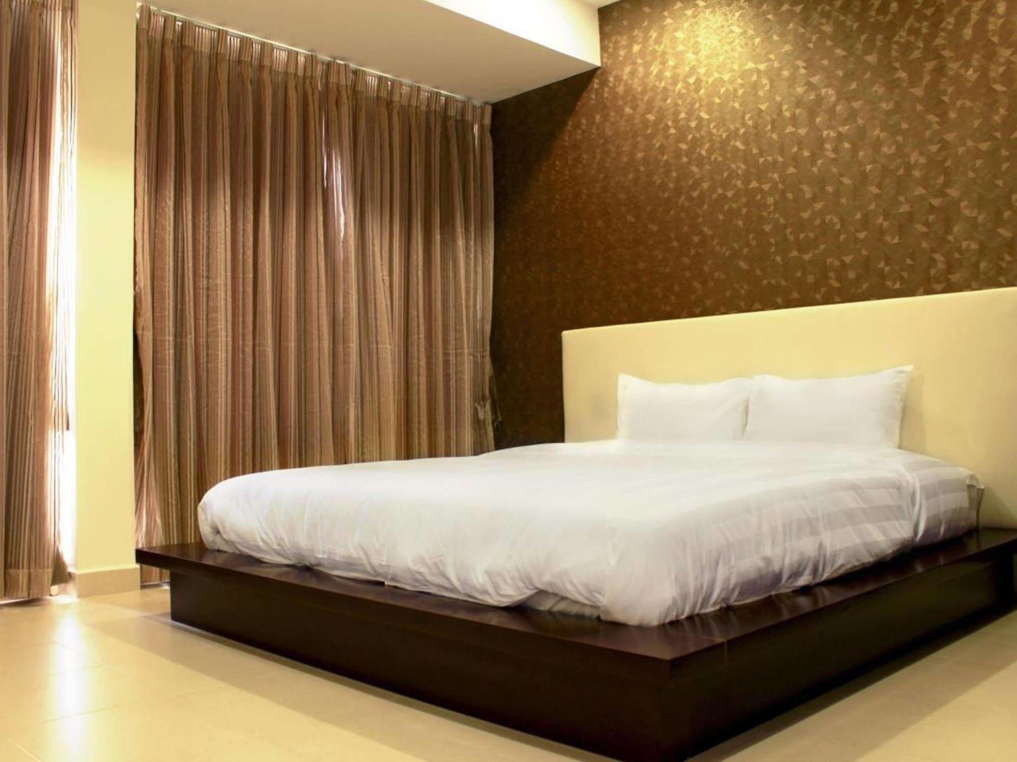 Song Hung Hotel & Serviced Apartments - Can Ho Dich Vu & Khach San Hô Chi Minh-Ville Extérieur photo